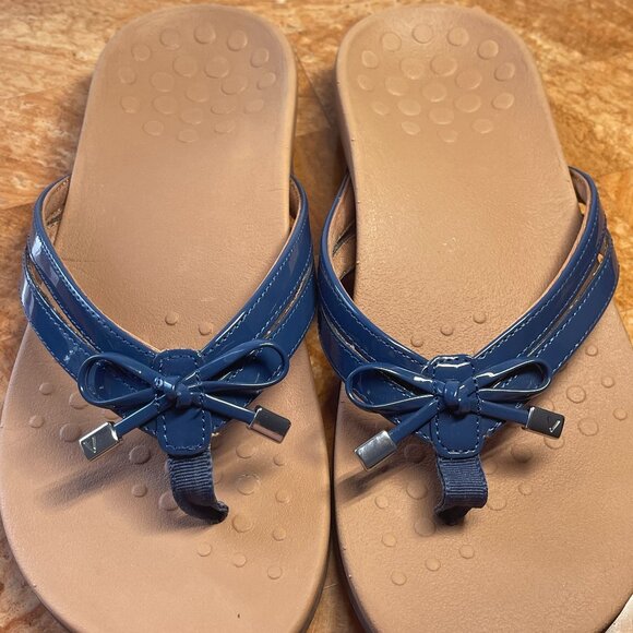 Vionic - Rest Bella X Flip Flop-Comfotable Toe Posts Sandals  WIDE WIDTH - Picture 2 of 15